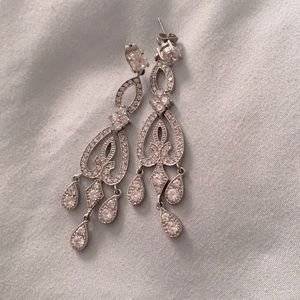 Chandelier earrings
